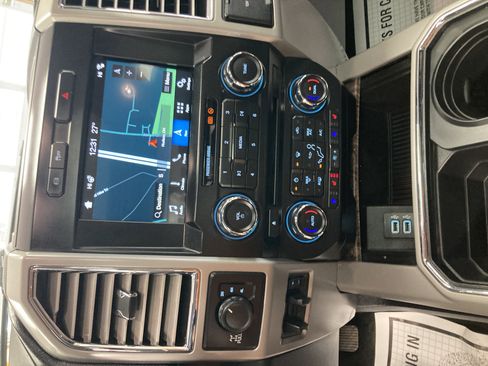 Used 2017 Ford F250 Lariat w/ Lariat Ultimate Package image 20