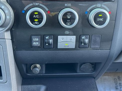 Used 2010 Toyota Sequoia Limited image 25