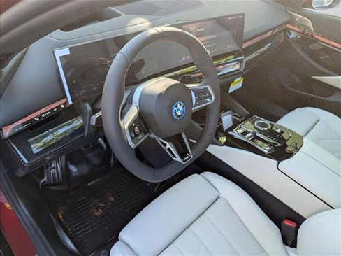 New 2027 BMW 550e xDrive w/ Executive Package AWD/4WD image 15