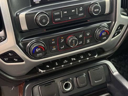 Used 2014 GMC Sierra 1500 SLT image 22