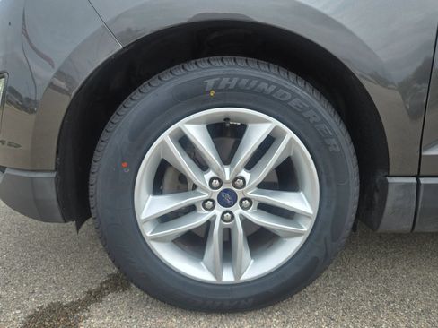 Used 2016 Ford Edge SEL w/ Equipment Group 201A FWD image 18