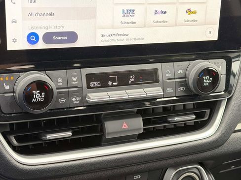 Used 2025 Toyota Grand Highlander FWD image 15