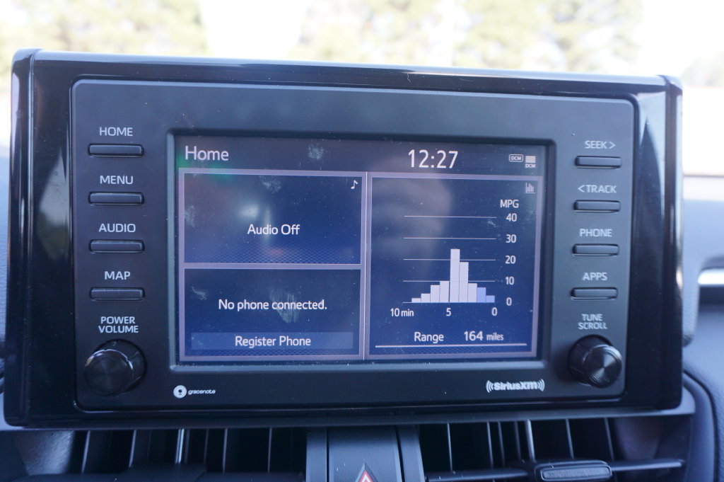Used 2021 Toyota RAV4 XLE FWD image 10