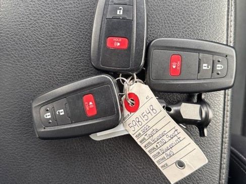 Certified 2022 Toyota 4Runner TRD Sport w/ Technology Package image 39