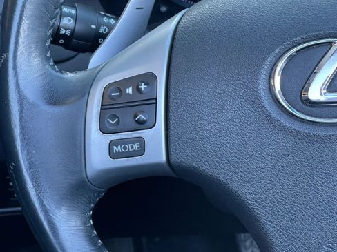 Used 2011 Lexus IS 250C image 27