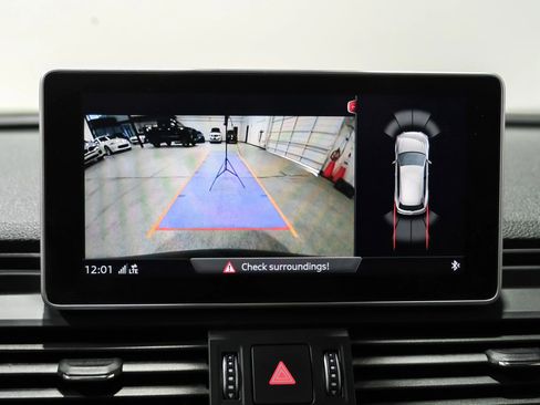 Used 2018 Audi SQ5 Premium Plus w/ Navigation Package image 25