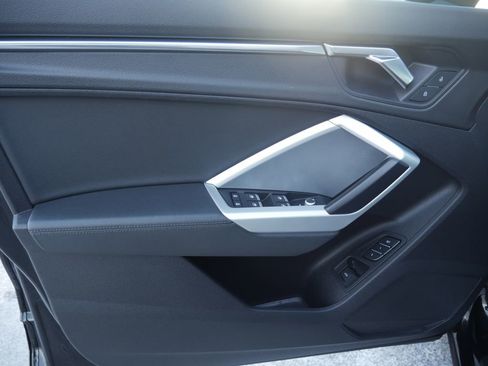 Certified 2022 Audi Q3 2.0T Premium Plus w/ Premium Plus Package image 16