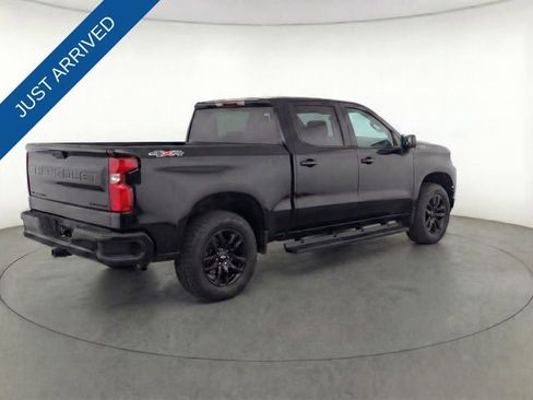 Used 2022 Chevrolet Silverado 1500 Custom w/ LPO, Blackout Package image 13