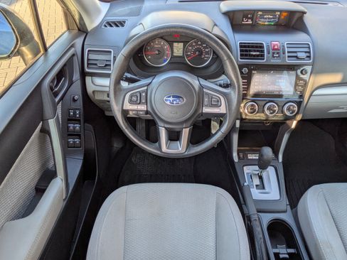 Used 2018 Subaru Forester 2.5i Premium w/ All-Weather Package image 21