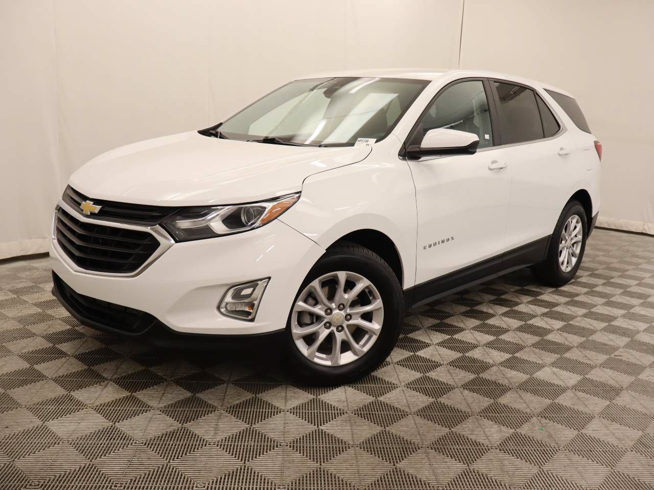 Used 2021 Chevrolet Equinox LT FWD image 1
