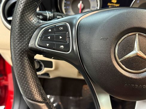 Used 2017 Mercedes-Benz GLA 250 image 30