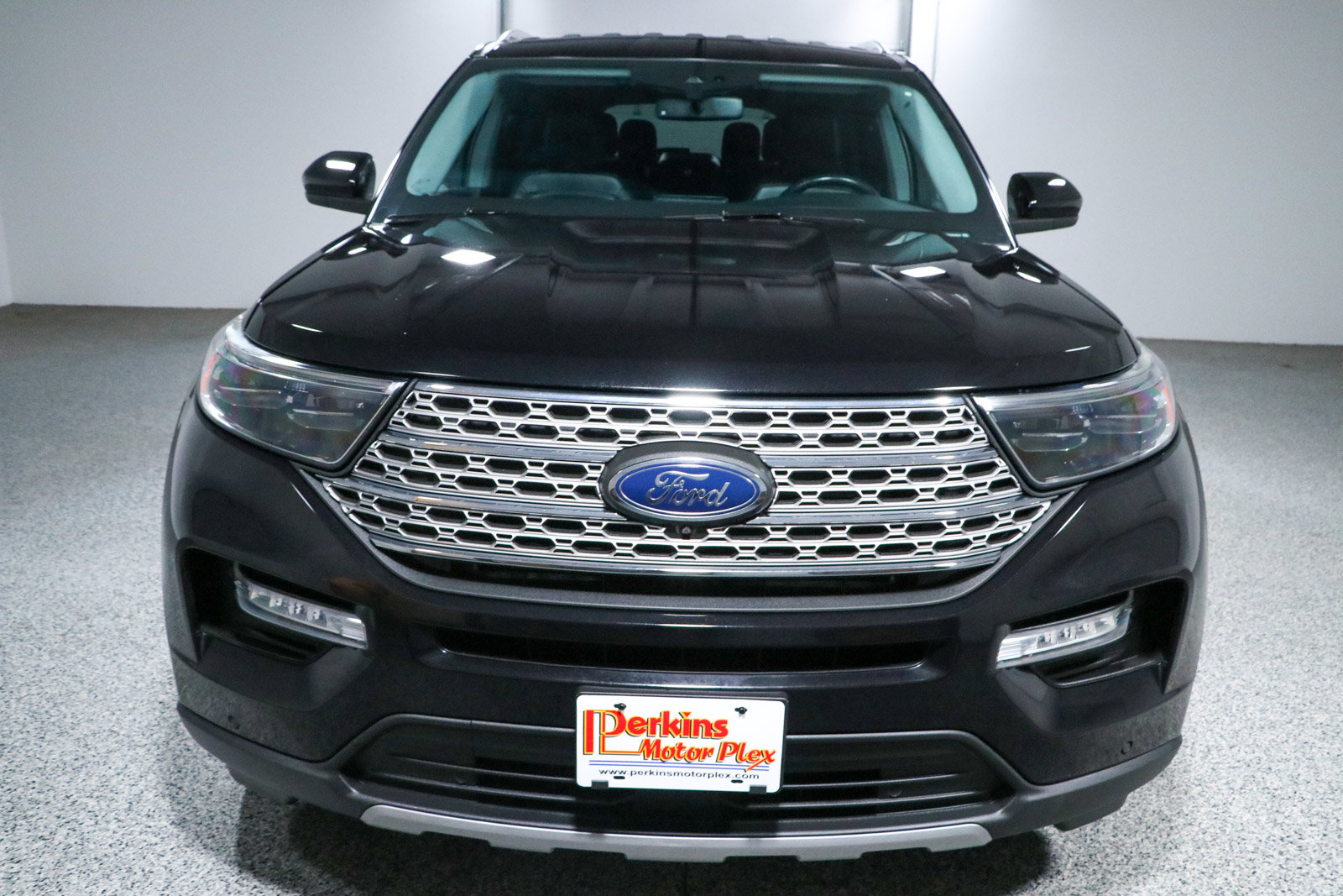 Used 2023 Ford Explorer Limited RWD image 4