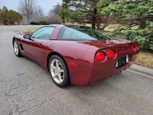 Used 2003 Chevrolet Corvette Coupe w/ Preferred Equipment Group image 15