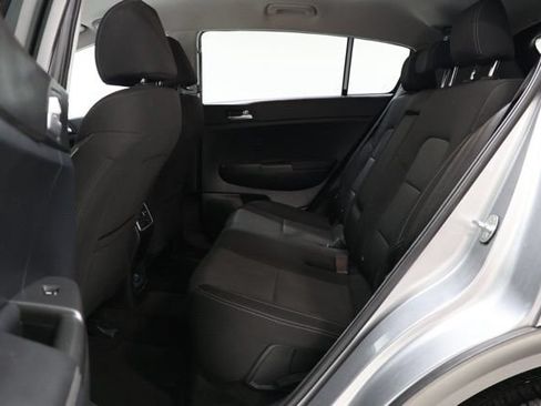 Used 2022 Kia Sportage LX AWD/4WD image 30