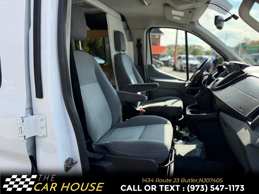 Used 2015 Ford Transit 250 130 Low Roof w/ Exterior Upgrade Package RWD image 20