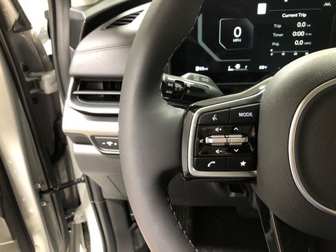 New 2026 Kia Carnival SX Prestige image 25