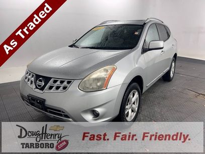 Used 2011 Nissan Rogue SV w/ Premium Pkg