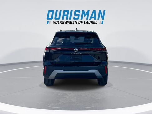 New 2026 Volkswagen Tiguan SE image 7