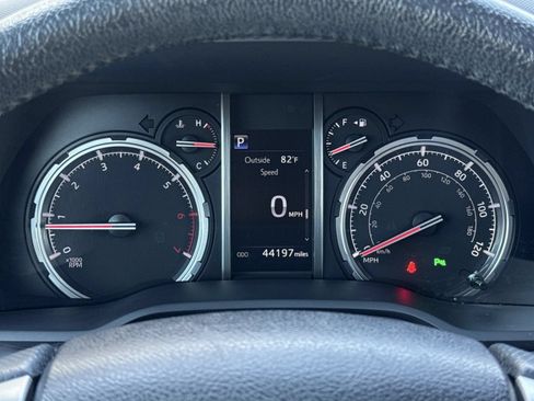 Used 2023 Toyota 4Runner Limited AWD/4WD image 24