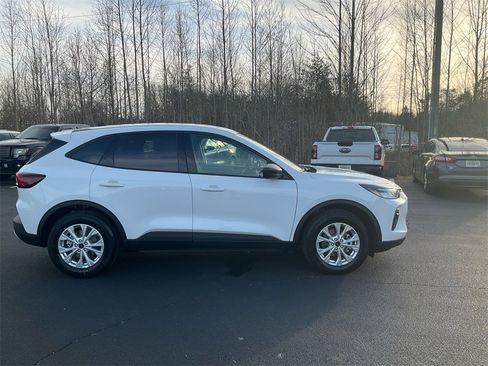 New 2026 Ford Escape Active w/ Cold Weather Package image 4