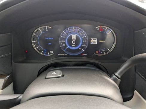 Used 2018 Cadillac Escalade Premium Luxury image 27