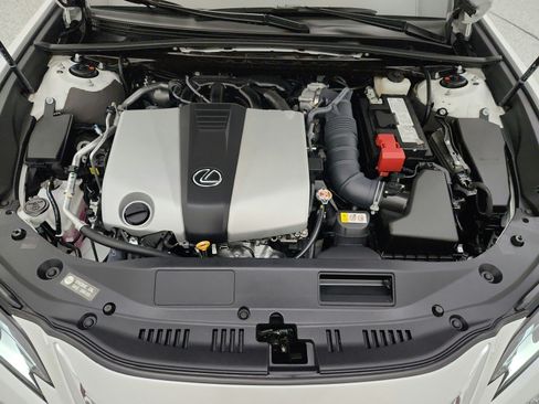 Used 2024 Lexus ES 350 w/ Premium Package FWD image 17