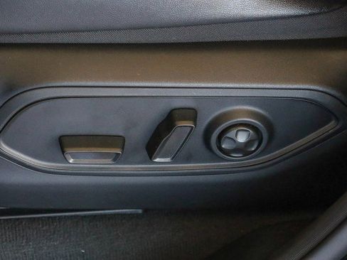 Used 2023 Jeep Grand Cherokee Limited image 10