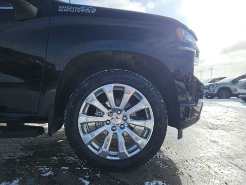 Used 2022 Chevrolet Silverado 1500 High Country image 13