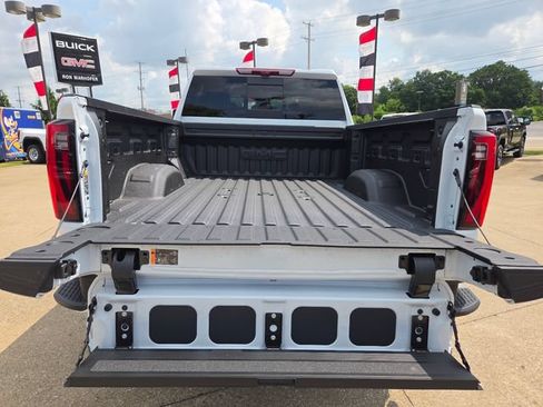 New 2026 GMC Sierra 2500 Denali Ultimate AWD/4WD image 26