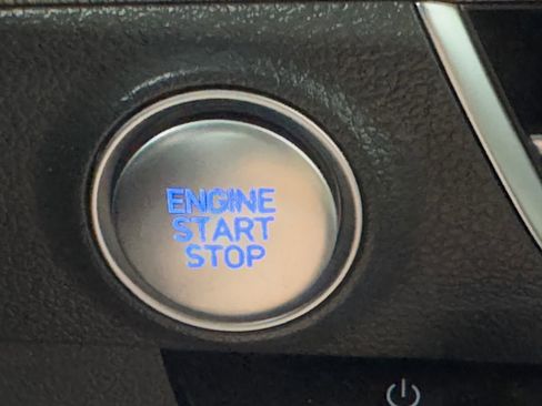 Used 2025 Hyundai Sonata SEL FWD image 35