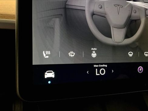Used 2023 Tesla Model 3 Standard Range RWD image 30