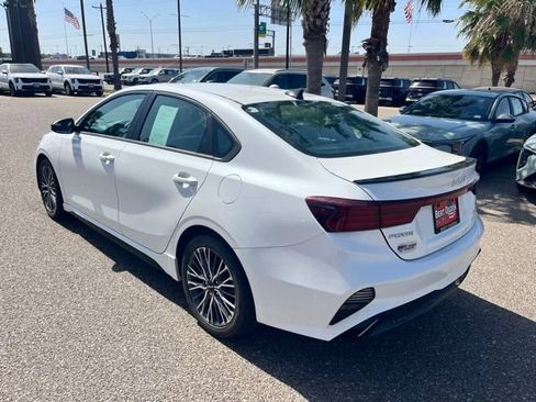 Used 2023 Kia Forte GT-Line w/ GT-Line Premium Package FWD image 4