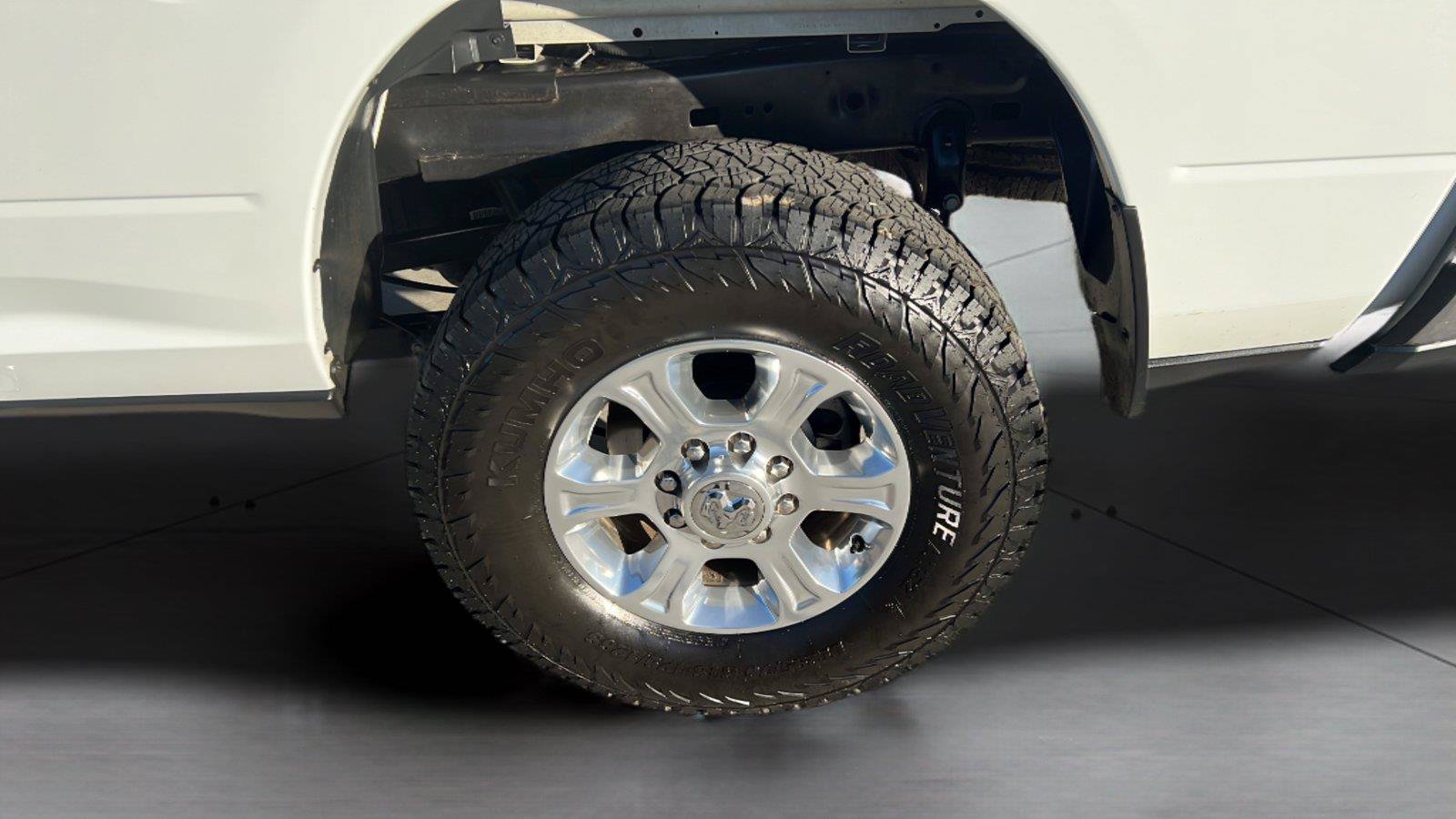 Used 2024 RAM 2500 Big Horn AWD/4WD image 23