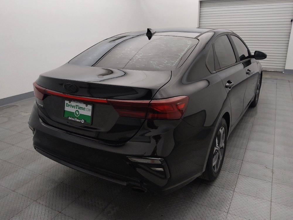 Used 2020 Kia Forte LXS FWD image 7