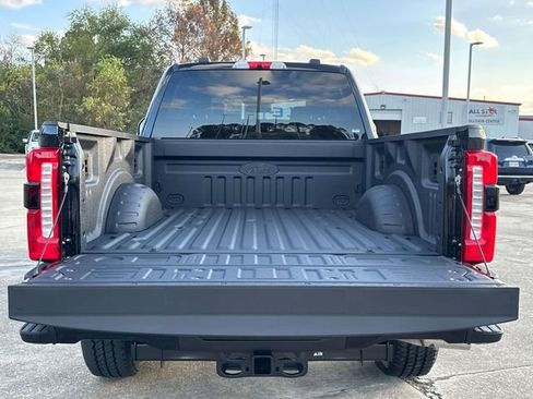 New 2026 Ford F250 Lariat w/ Black Appearance Package image 10
