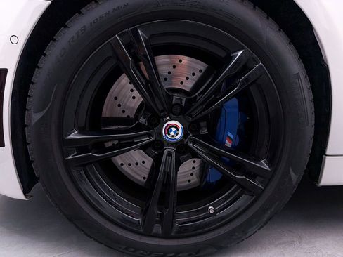 Used 2023 BMW M5 w/ Executive Package image 2