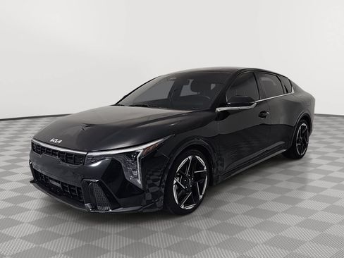 Used 2025 Kia K4 GT-Line w/ GT-Line Premium Package FWD image 4