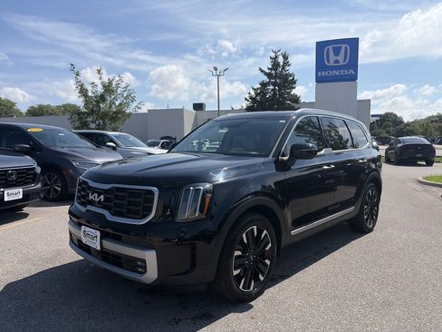 Used 2023 Kia Telluride SX Prestige AWD/4WD image 1
