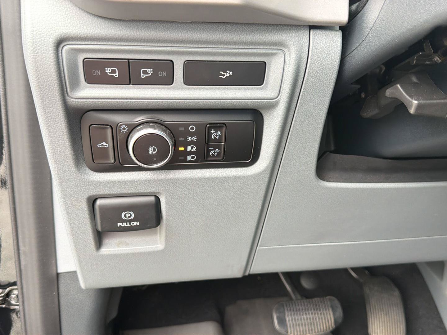 Used 2023 Ford F150 XLT w/ Equipment Group 302A High RWD image 19
