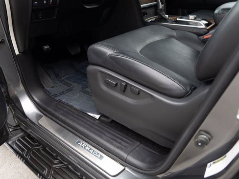 Used 2023 Nissan Armada SL w/ Captain's Chairs Package AWD/4WD image 11