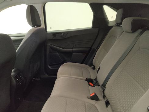 Used 2022 Ford Escape SE w/ Cold Weather Package AWD/4WD image 18