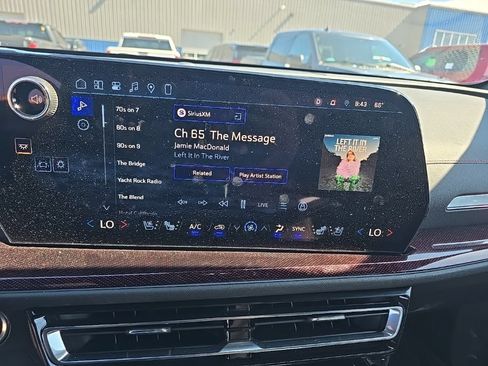 Used 2026 Chevrolet Traverse RS w/ LPO, Floor Liner Package AWD/4WD image 24