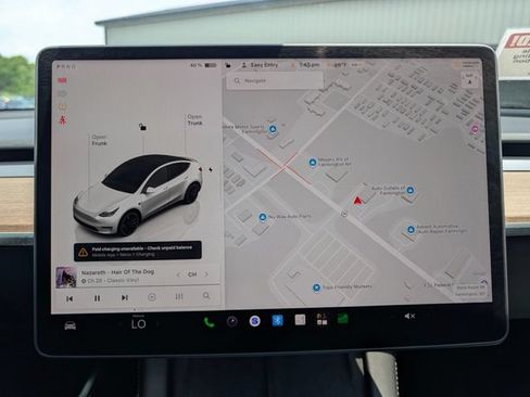 Used 2023 Tesla Model Y Performance AWD/4WD image 21