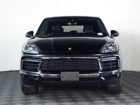 Used 2023 Porsche Cayenne image 7