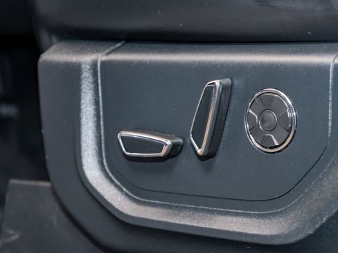 Used 2020 Ford F350 Platinum image 21