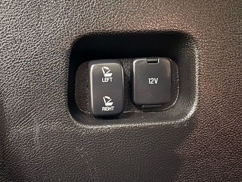 Used 2024 Ford Edge SEL image 13