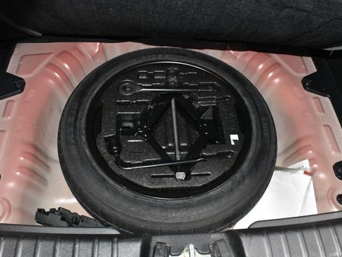 Used 2024 Kia Soul LX w/ Option Group 015 FWD image 27