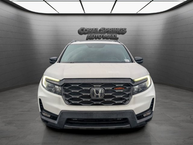 Used 2022 Honda Passport TrailSport image 2