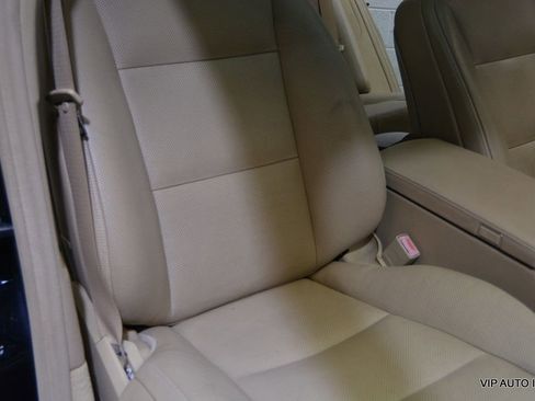Used 2010 Mercedes-Benz S 550 4MATIC image 16