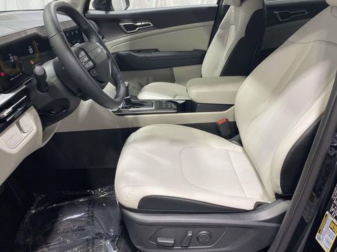 New 2026 Kia Sportage EX FWD image 14